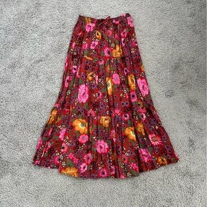EUC Floral Red Midi Skirt Small